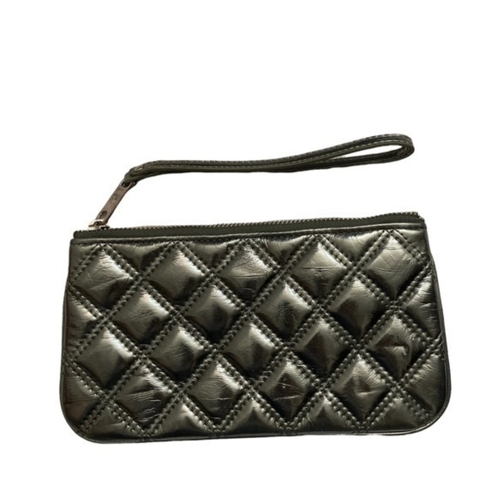 Marc jacobs metallic quilted wristlet bag